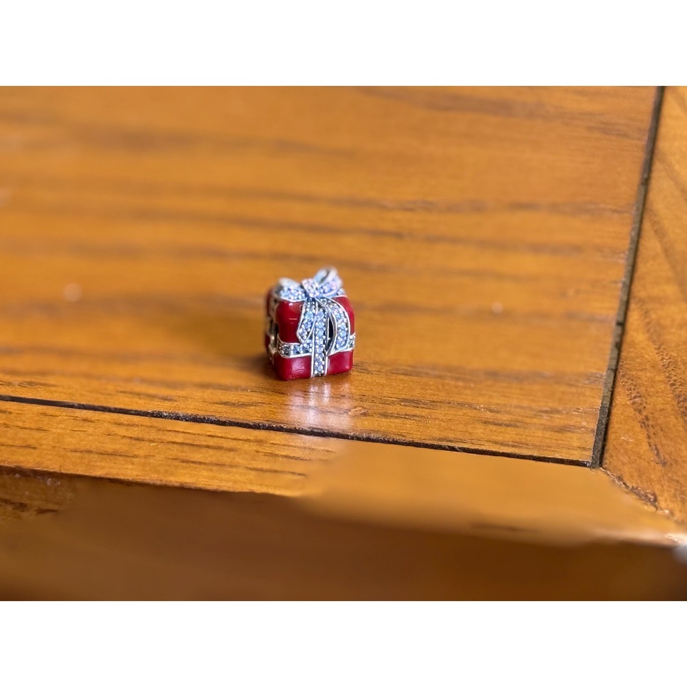 Authentic Pandora Sparkling Surprise Present Red Enamel CZ Charm